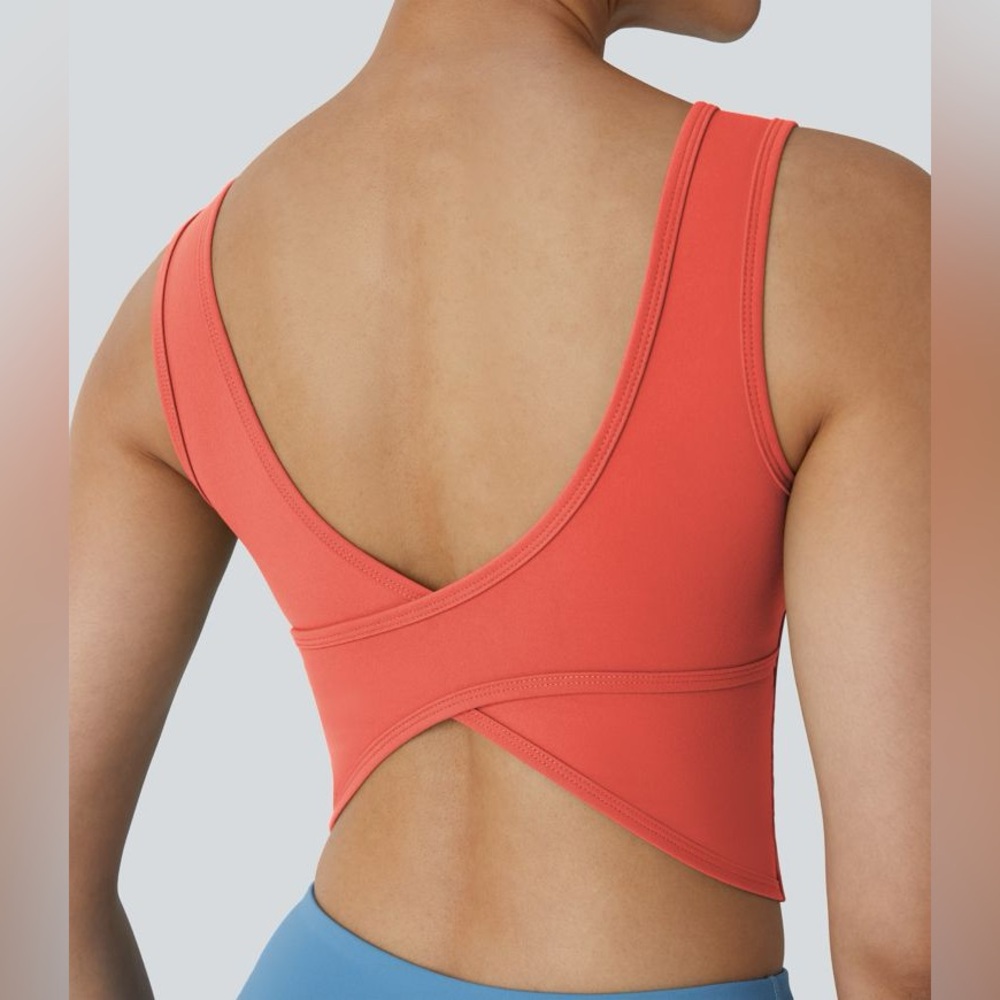 HALARA U Neck Crossover Barre Ballet Dance Tank Top A-C Cups - size Medium